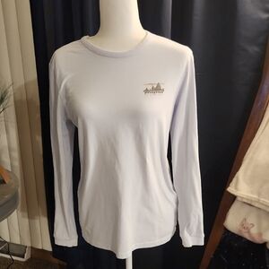 Like New! Patagonia Women's Long Sleeve Tee - Soft Lavender